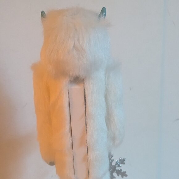 NWT 16" Yeti Nutcracker Bigfoot Furry Christmas Holiday Decor Michael's Ashland - Picture 9 of 13
